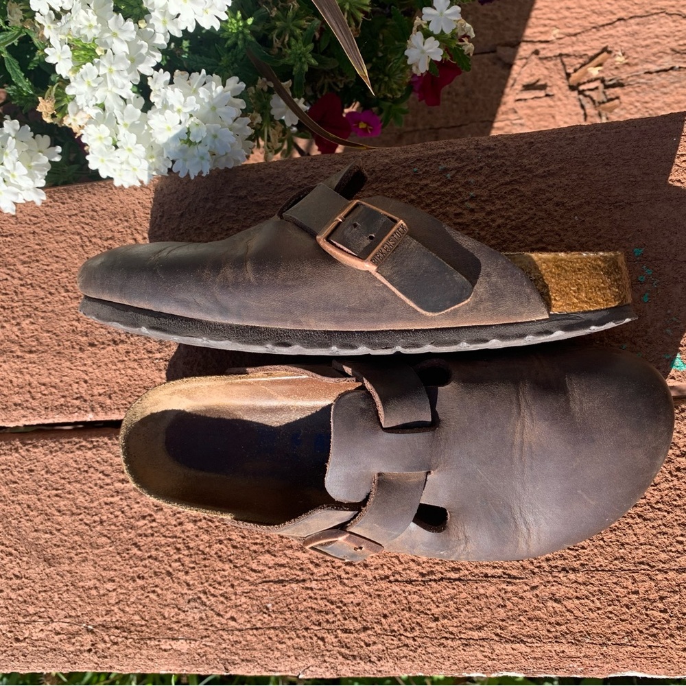 Lightly worn leather Boston Birkenstocks oiled leather habana color